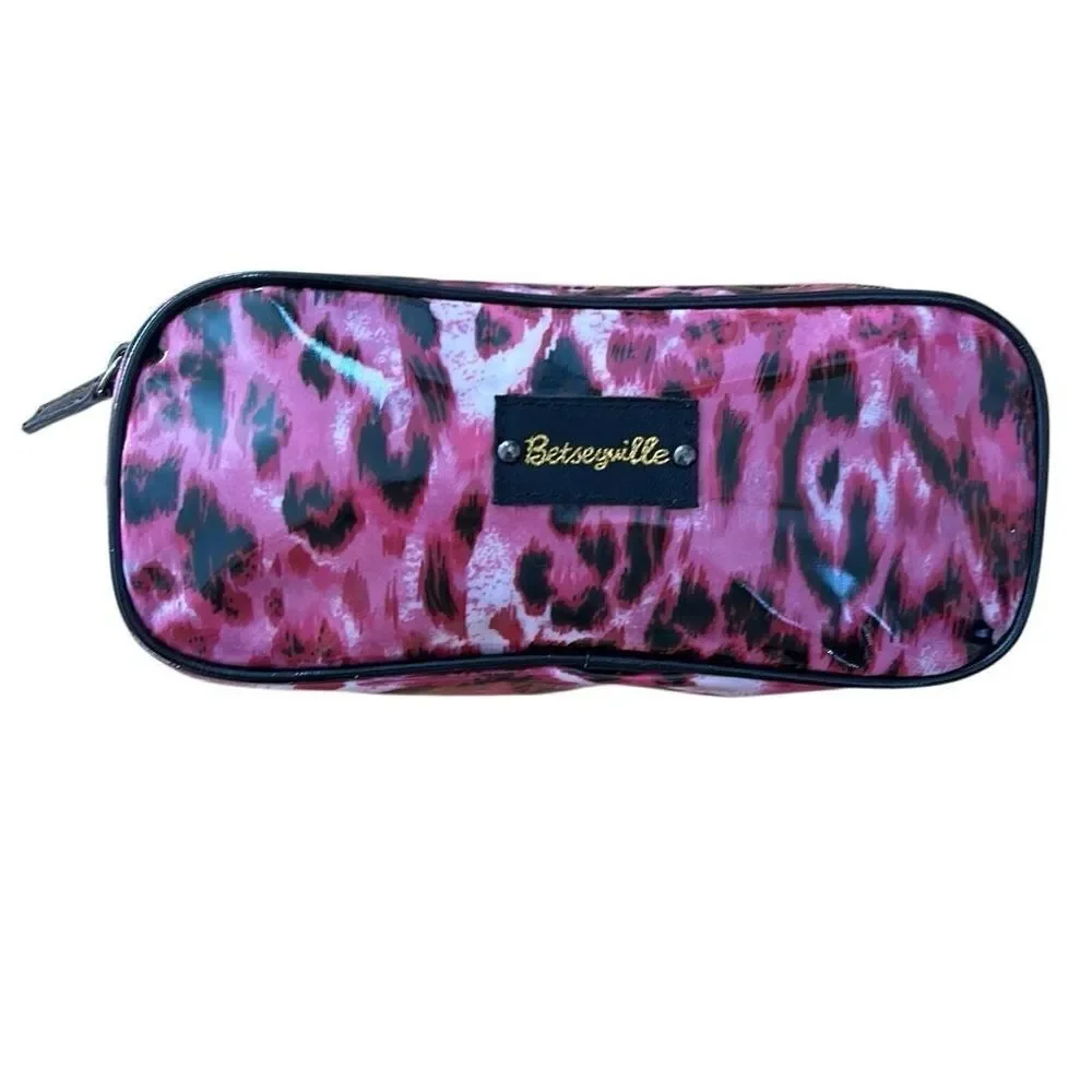 Betsey Johnson Vintage Y2K Betseyville Hot Pink Cheetah Print Purse Set
